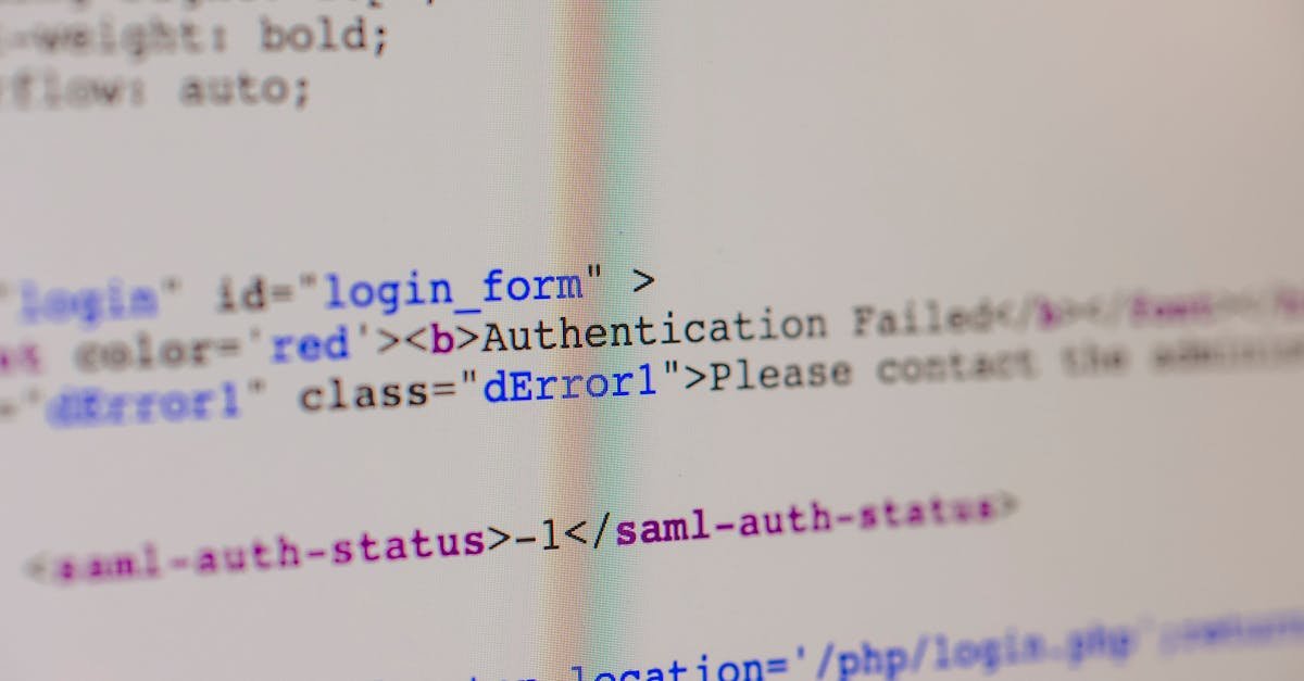 Código PHP e HTML exibindo erro de login em formulário - exemplo de debugging em produção