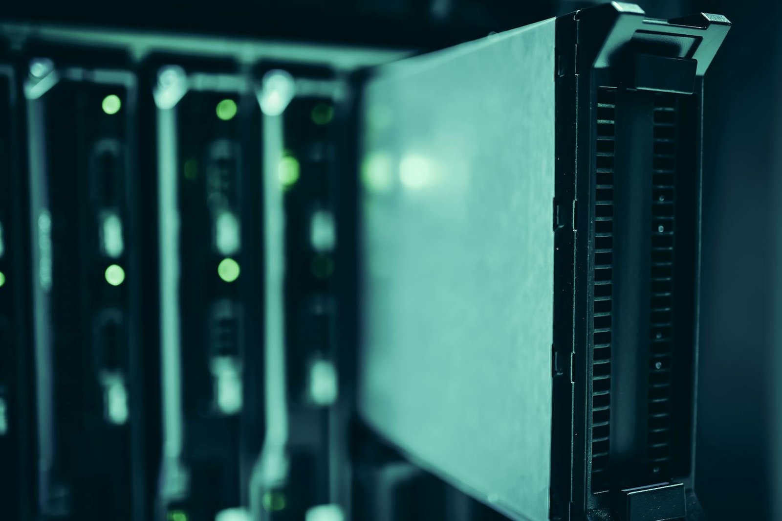 Rate limiting e throttling de API - controle de requisições em servidor Python com SQLite