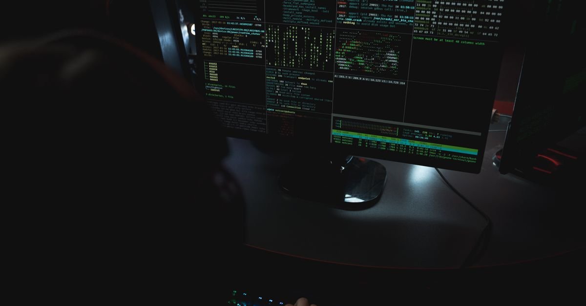Scanner de vulnerabilidades Python com base CVE local e terminal de segurança cibernética