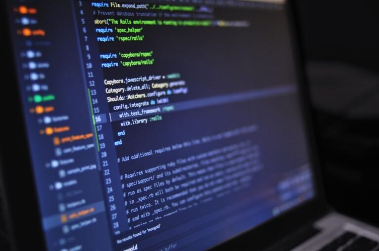 Log Sampler Adaptativo em Python - amostragem inteligente de logs para reduzir volume mantendo erros e anomalias