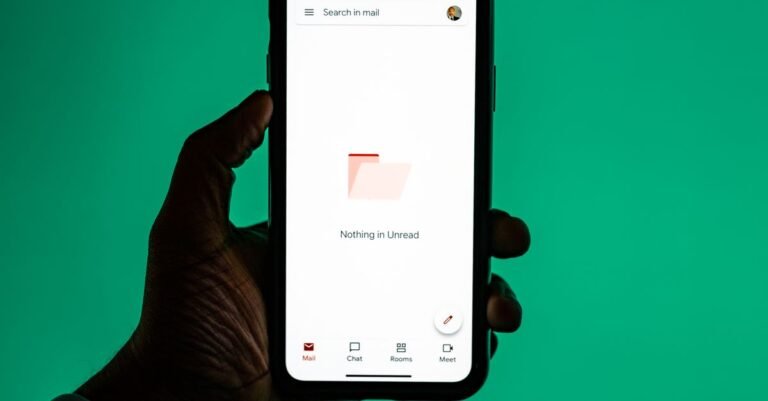 Sua Caixa de E-mail Virou um Buraco Negro? Como Fazer a IA Responder Automaticamente (Sem Saber Programar)